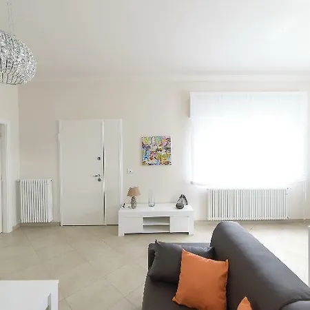 Thomas Hotel 3*